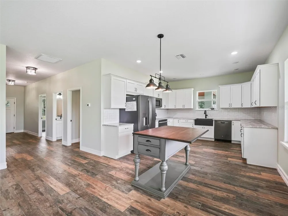 8567 CR 635 Bushnell, FL 33513