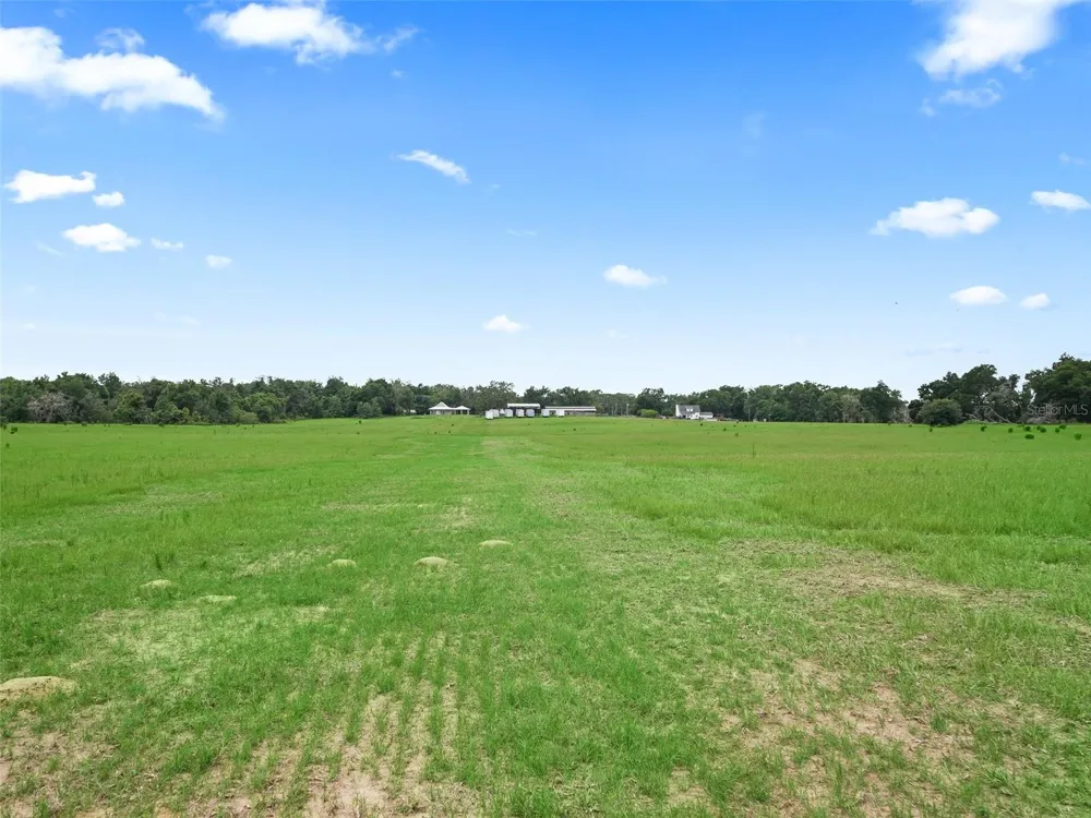 8567 CR 635 Bushnell, FL 33513