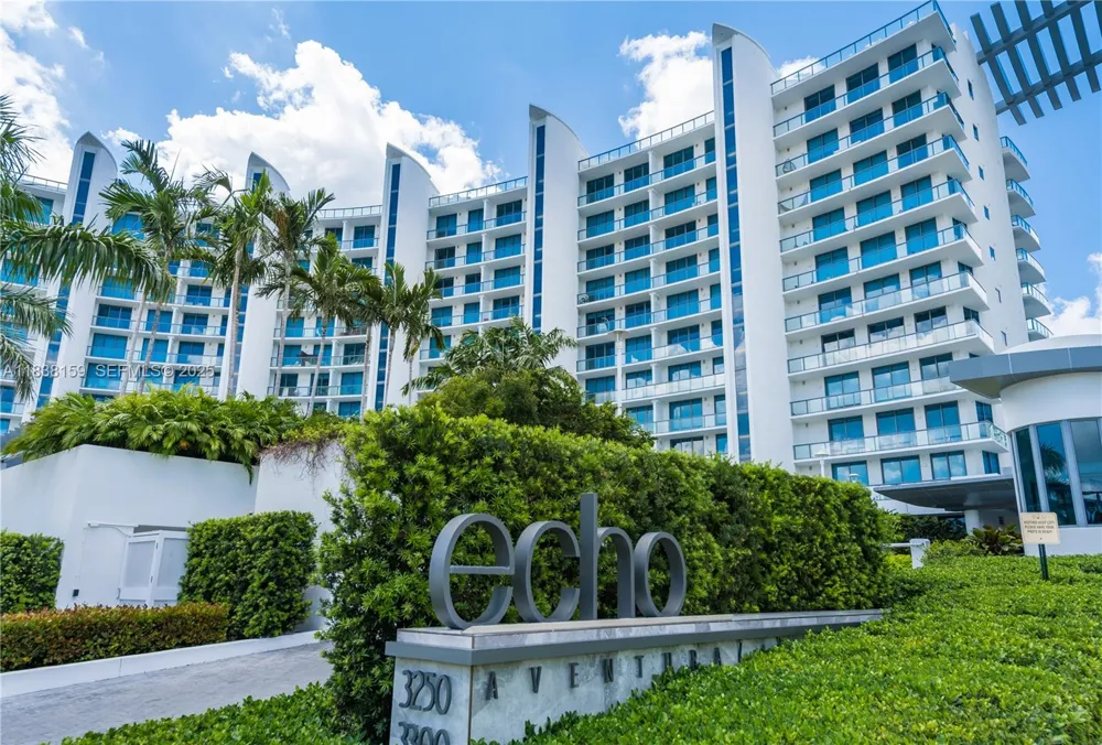 3250 NE 188th St #601 Aventura, FL 33180