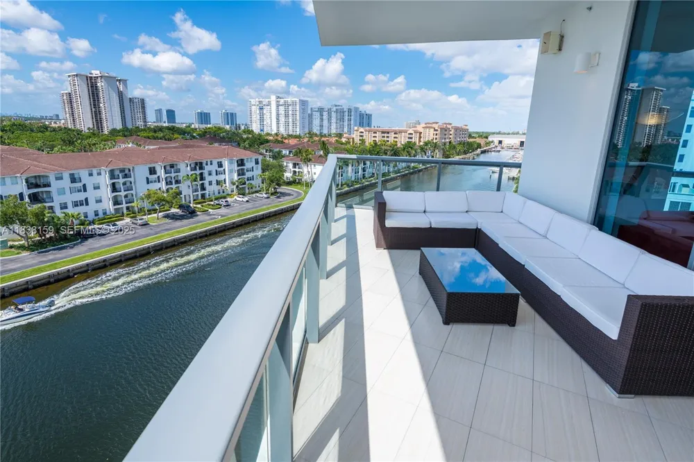 3250 NE 188th St #601 Aventura, FL 33180