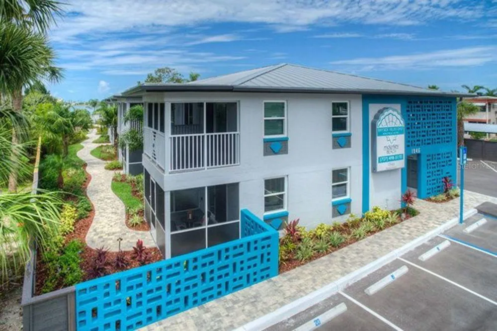 1846 SHORE DRIVE S #120 South Pasadena, FL 33707