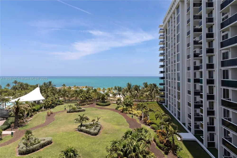 10275 Collins Ave #634 Bal Harbour, FL 33154