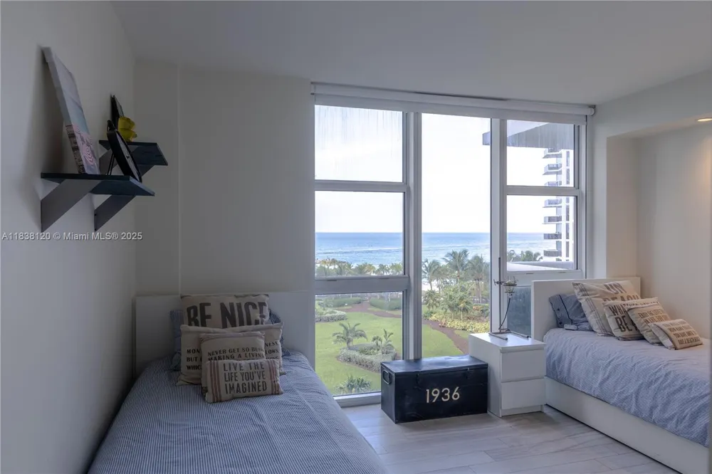 10275 Collins Ave #634 Bal Harbour, FL 33154