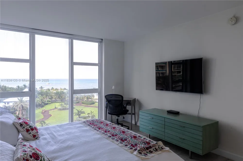 10275 Collins Ave #634 Bal Harbour, FL 33154