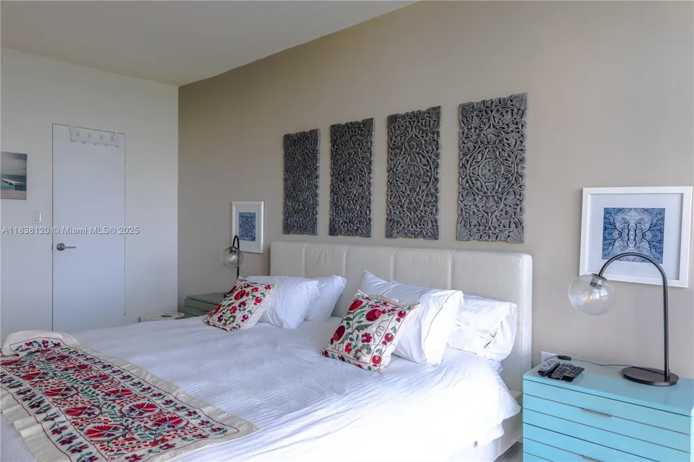10275 Collins Ave #634 Bal Harbour, FL 33154