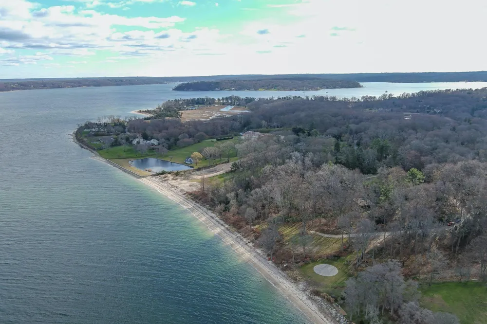 145 Centre Island Road Centre Island, NY 11771