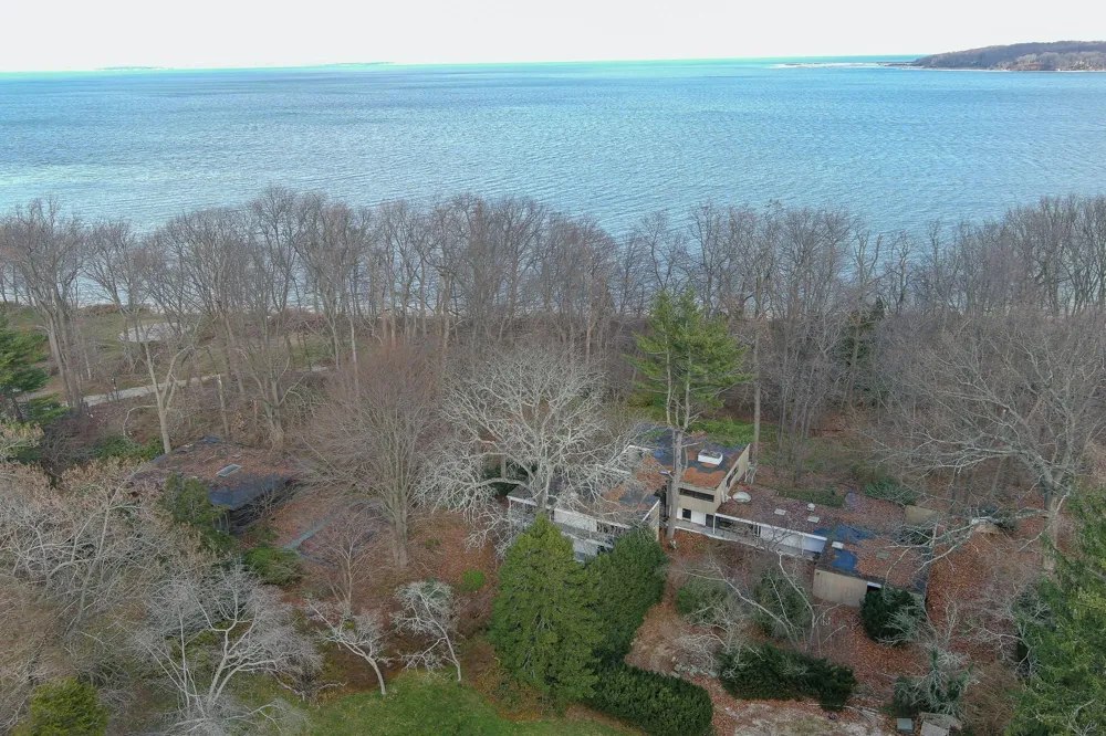 145 Centre Island Road Centre Island, NY 11771