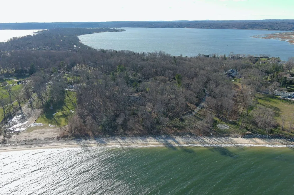 145 Centre Island Road Centre Island, NY 11771