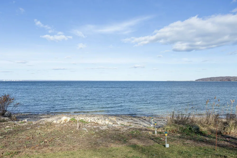 145 Centre Island Road Centre Island, NY 11771