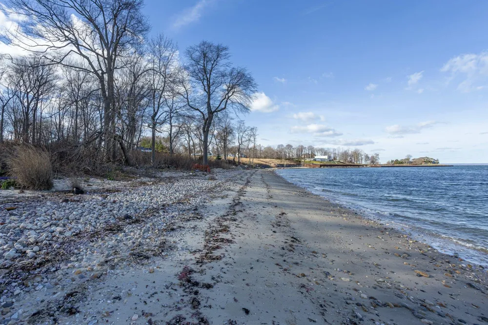 145 Centre Island Road Centre Island, NY 11771