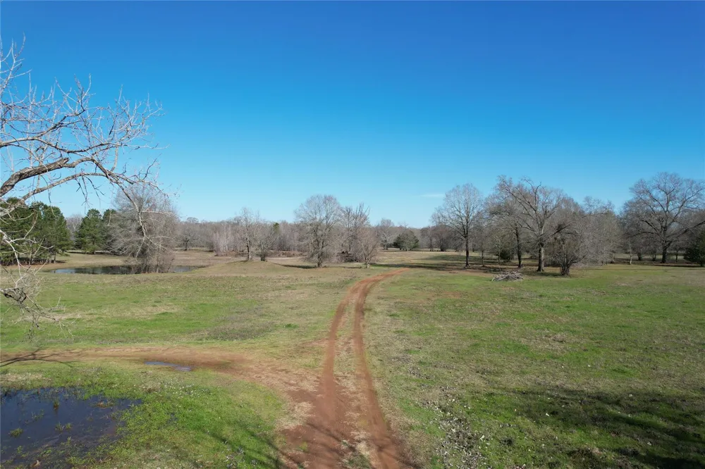 Fm 2076 / Cr 2065 Crockett, TX 75835