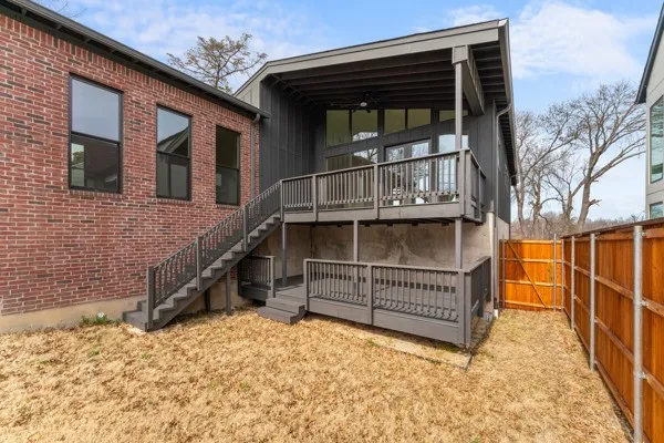 3110 W Jefferson Boulevard Dallas, TX 75211