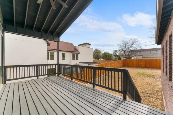 3110 W Jefferson Boulevard Dallas, TX 75211