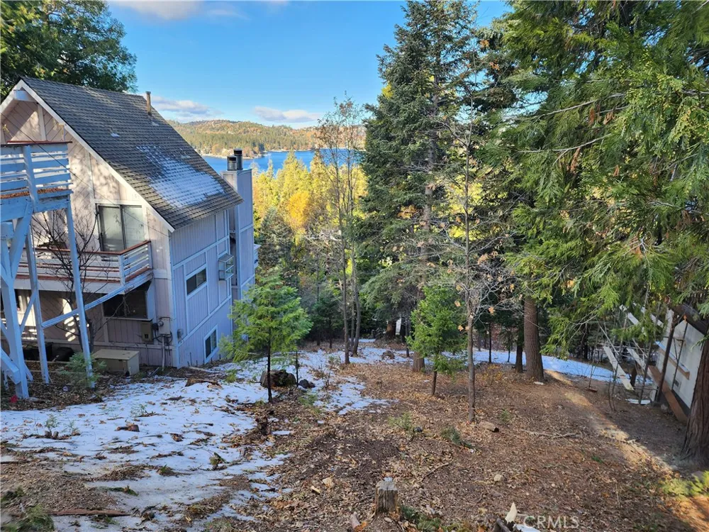 104 Fremont Road Lake Arrowhead, CA 92352