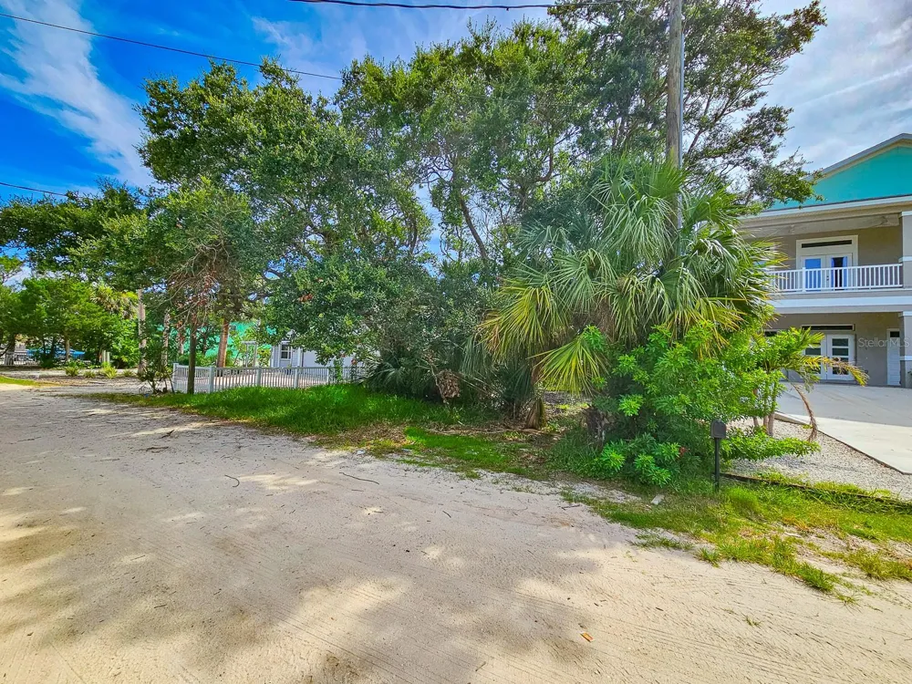 2721 S JOHN BULL STREET Flagler Beach, FL 32136