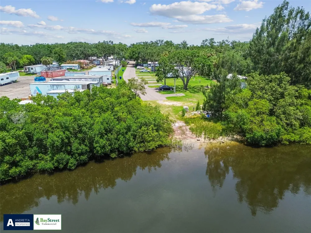11224 RESTWOOD DRIVE Gibsonton, FL 33534