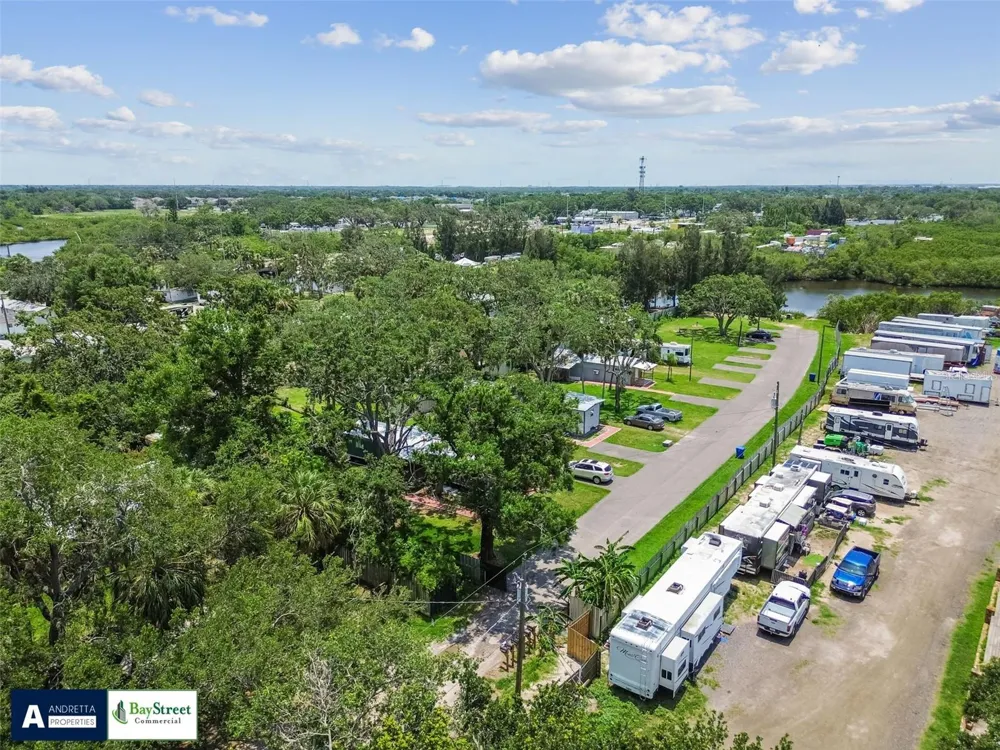 11224 RESTWOOD DRIVE Gibsonton, FL 33534