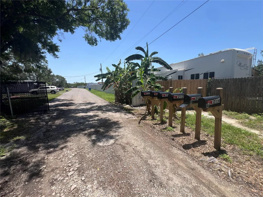 11224 RESTWOOD DRIVE Gibsonton, FL 33534