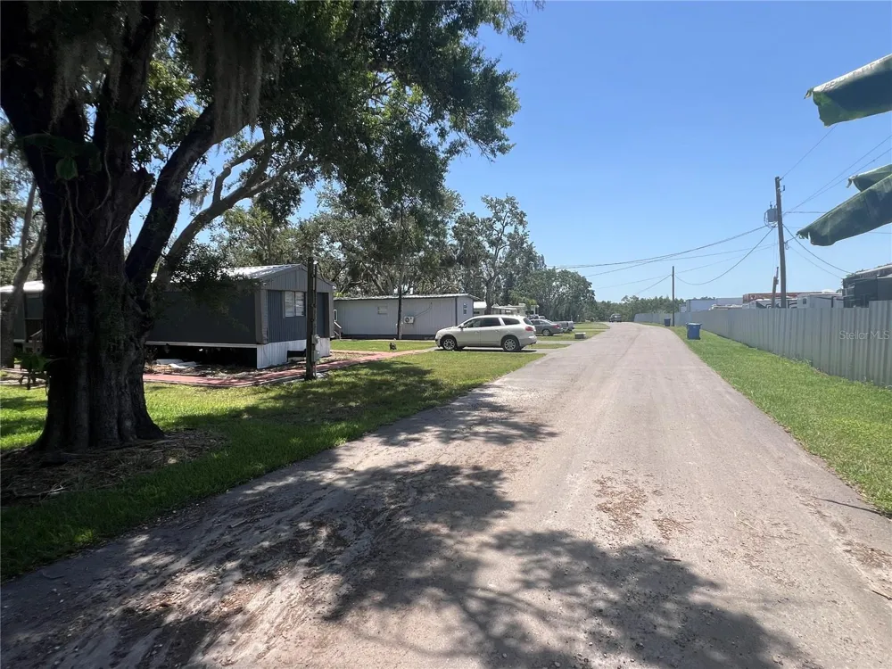 11224 RESTWOOD DRIVE Gibsonton, FL 33534
