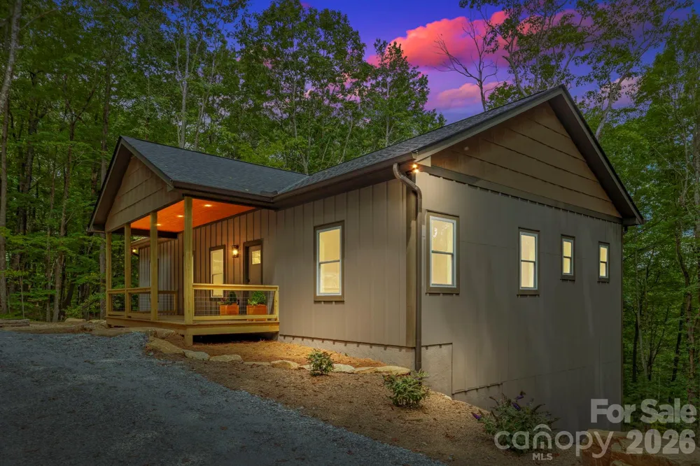 939 Rocky Mountain Road Lake Toxaway, NC 28747