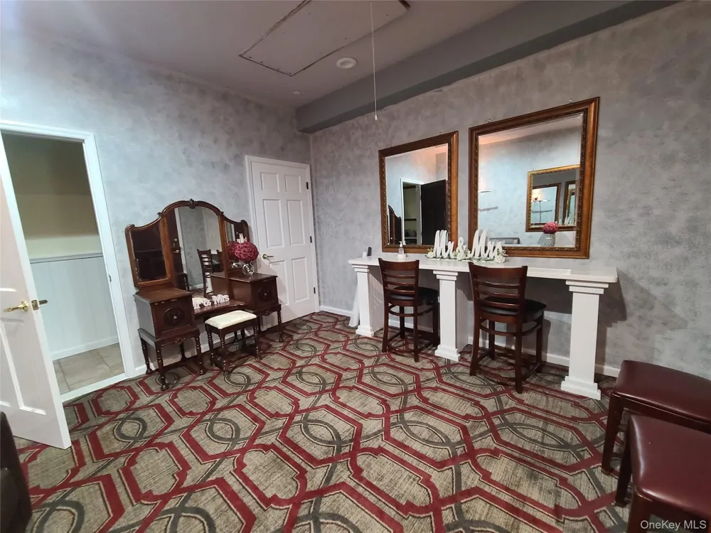 7410 US RT-209 Napanoch, NY 12458