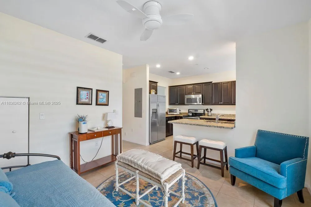 2851 W Prospect Rd #1306 Tamarac, FL 33309