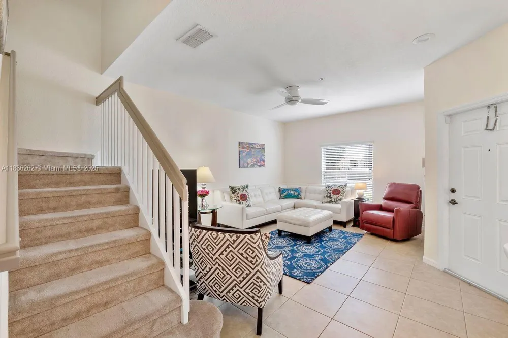 2851 W Prospect Rd #1306 Tamarac, FL 33309