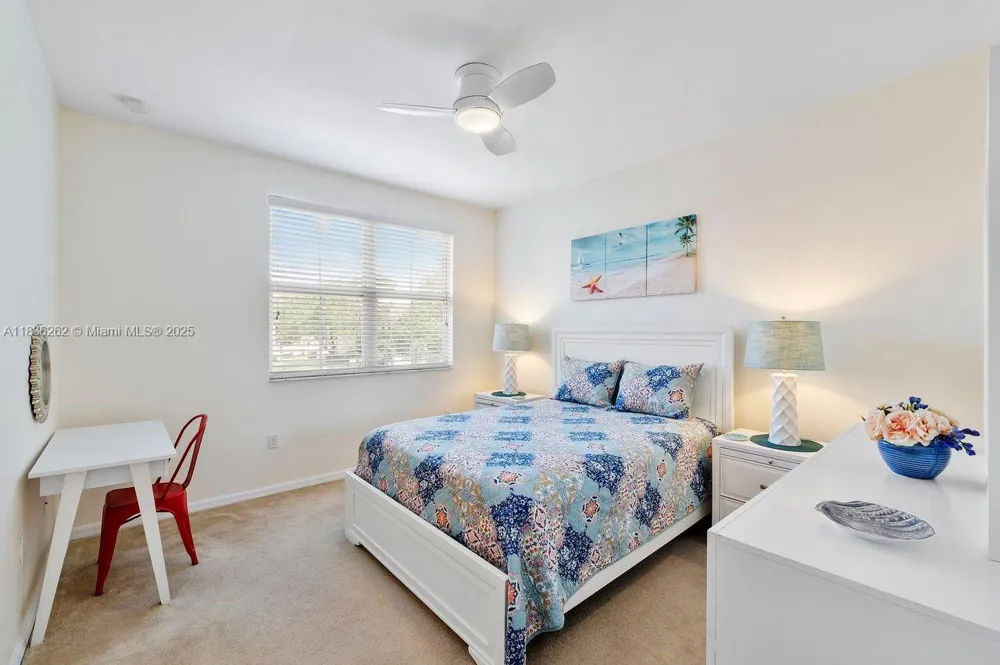 2851 W Prospect Rd #1306 Tamarac, FL 33309