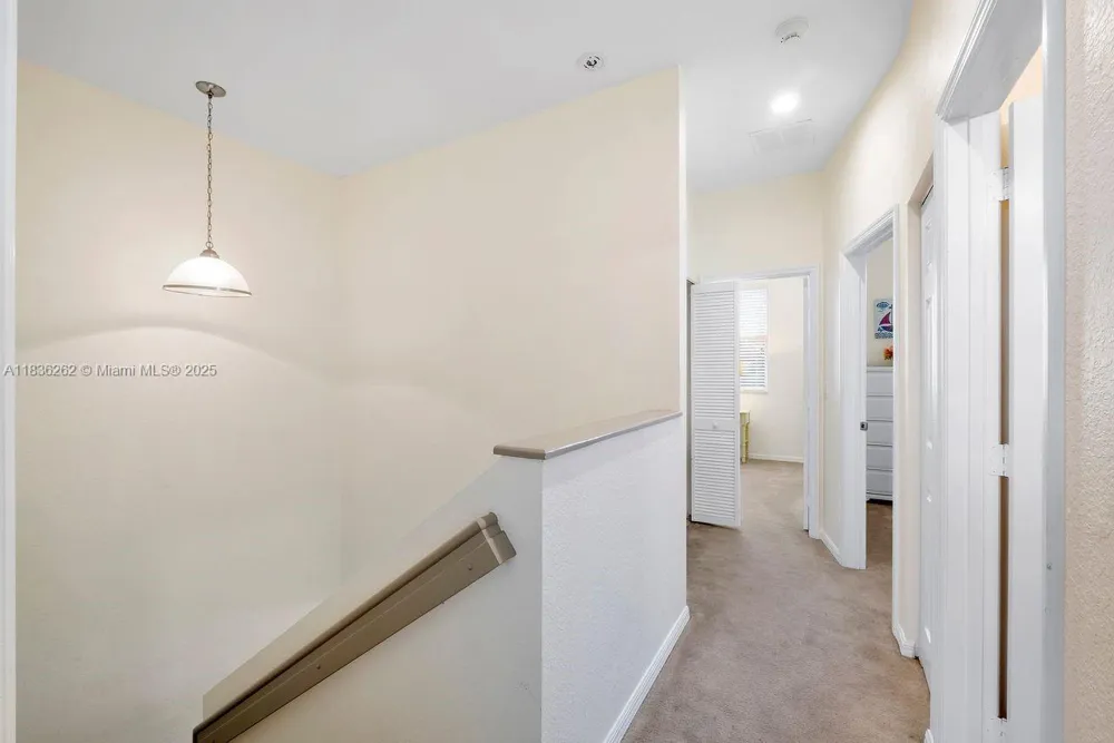 2851 W Prospect Rd #1306 Tamarac, FL 33309