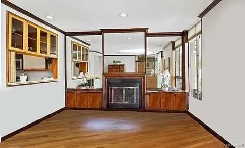 8 W 65th Street #5A