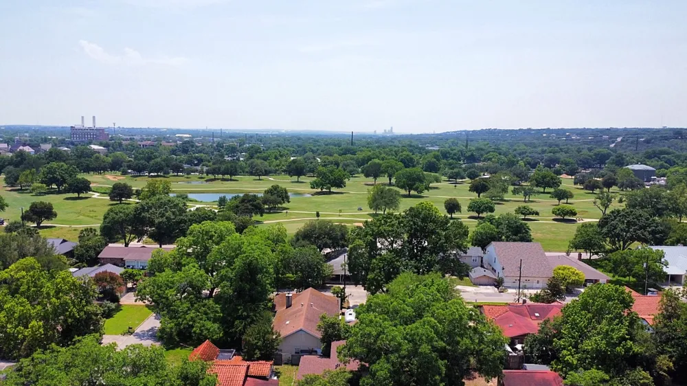 922 Booneville Avenue New Braunfels, TX 78130