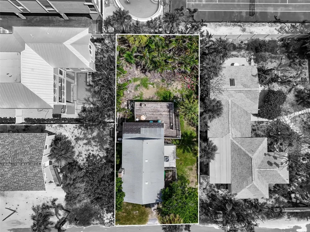 104 10TH STREET S Bradenton Beach, FL 34217
