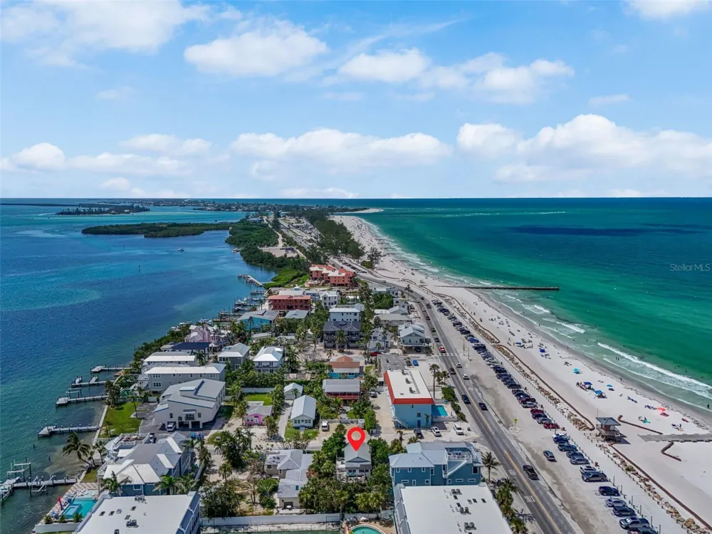 104 10TH STREET S Bradenton Beach, FL 34217