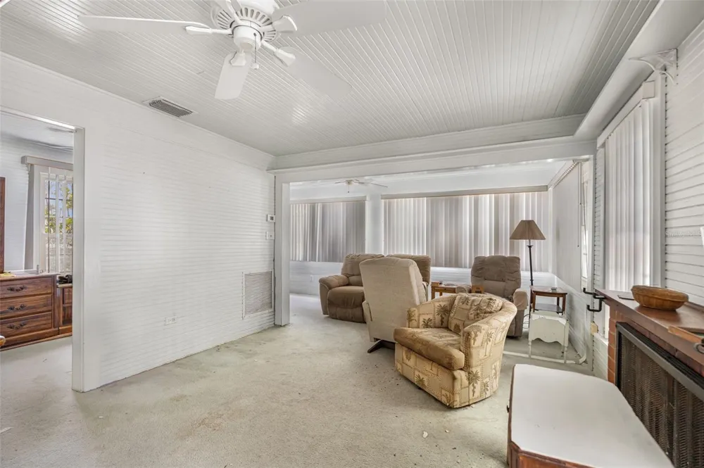 104 10TH STREET S Bradenton Beach, FL 34217