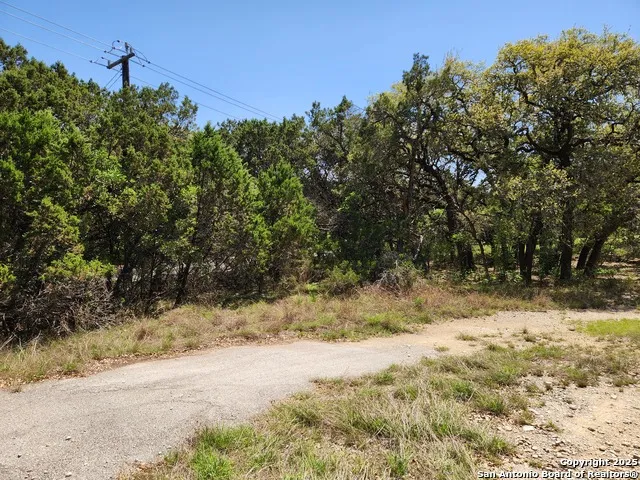 19225 scenic loop Helotes, TX 78023