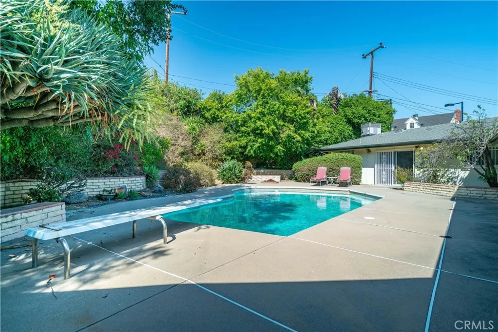 211 Peacock Lane Montebello, CA 90640