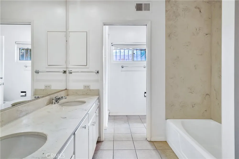 211 Peacock Lane Montebello, CA 90640