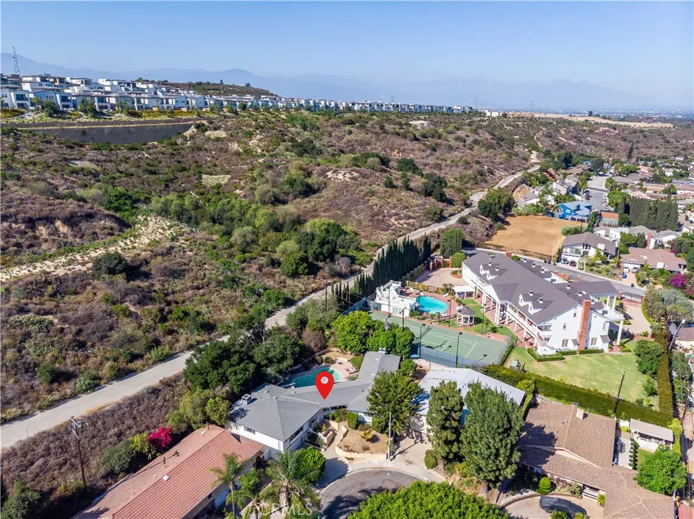 211 Peacock Lane Montebello, CA 90640