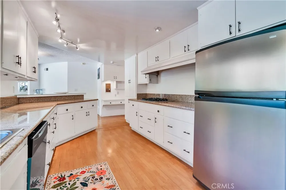 211 Peacock Lane Montebello, CA 90640