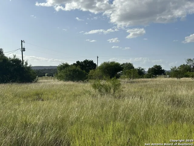 TRACT 59 Fm 470 Tarpley, TX 78883
