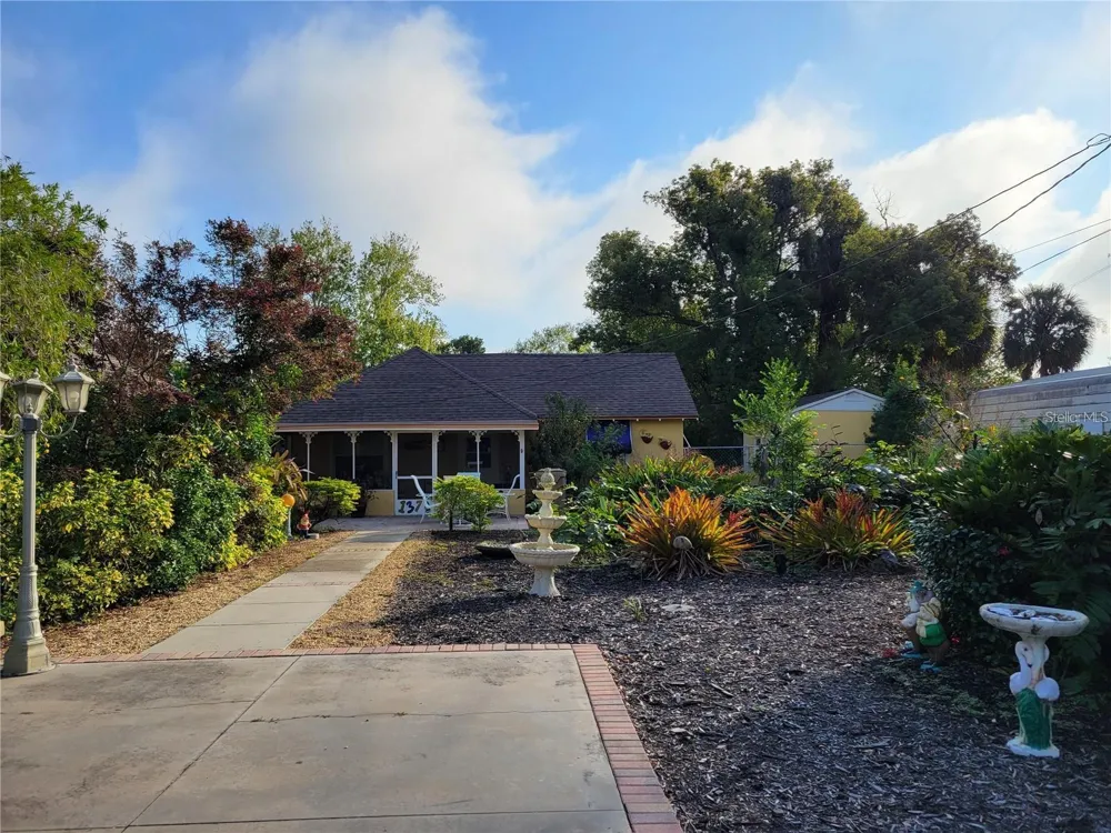 1370 GREENWAY DRIVE Mount Dora, FL 32757