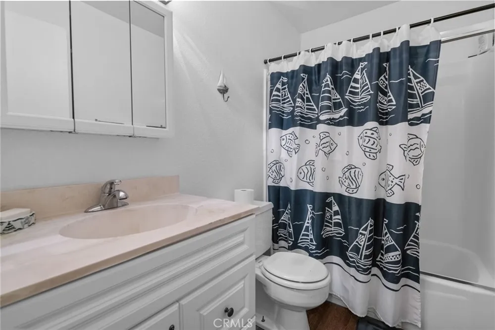 103 Rockledge Lane Lake Arrowhead, CA 92352