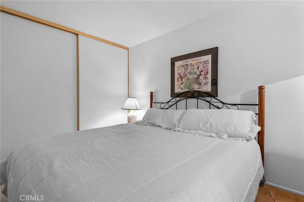 103 Rockledge Lane Lake Arrowhead, CA 92352