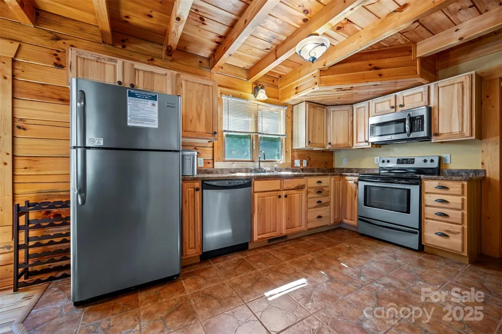 599 Shoal Creek Trail Nebo, NC 28761