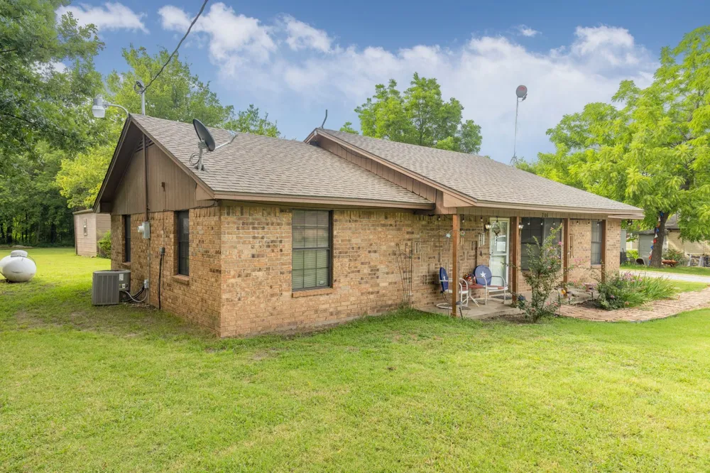 206 Main Street Bailey, TX 75413