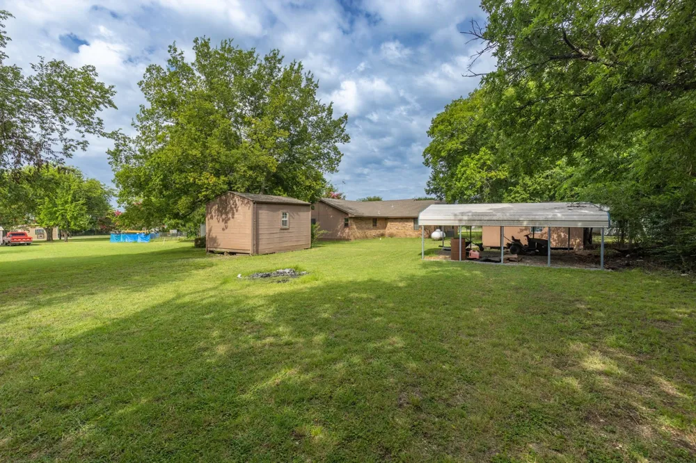 206 Main Street Bailey, TX 75413