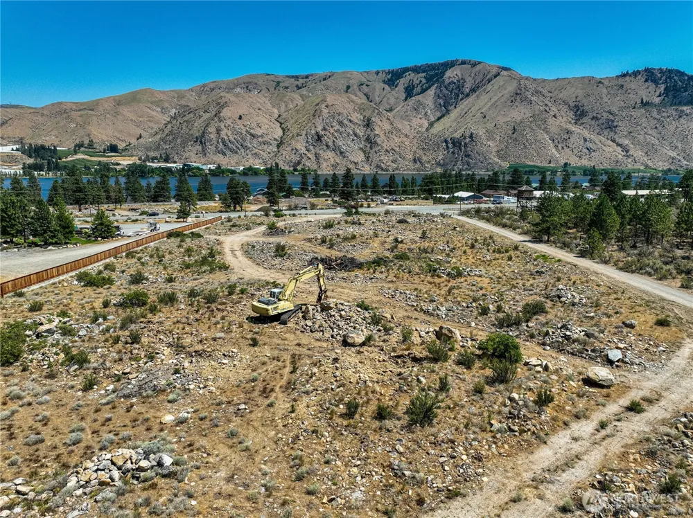 15250 US Highway 97A Entiat, WA 98822