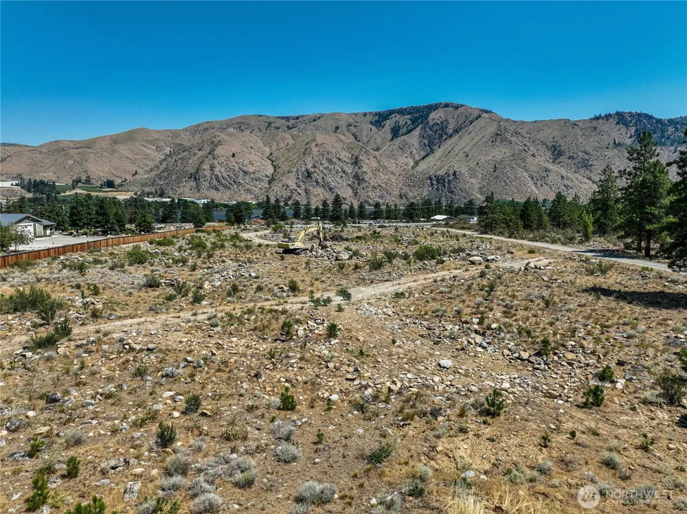 15250 US Highway 97A Entiat, WA 98822