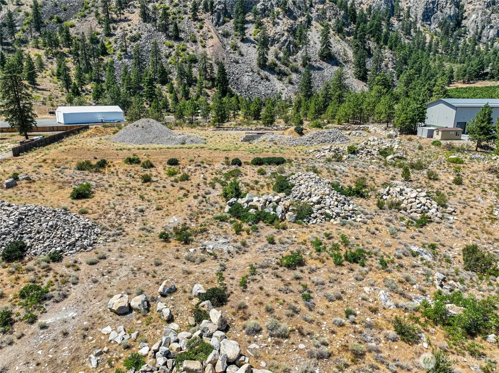 15254 US Highway 97A Entiat, WA 98822
