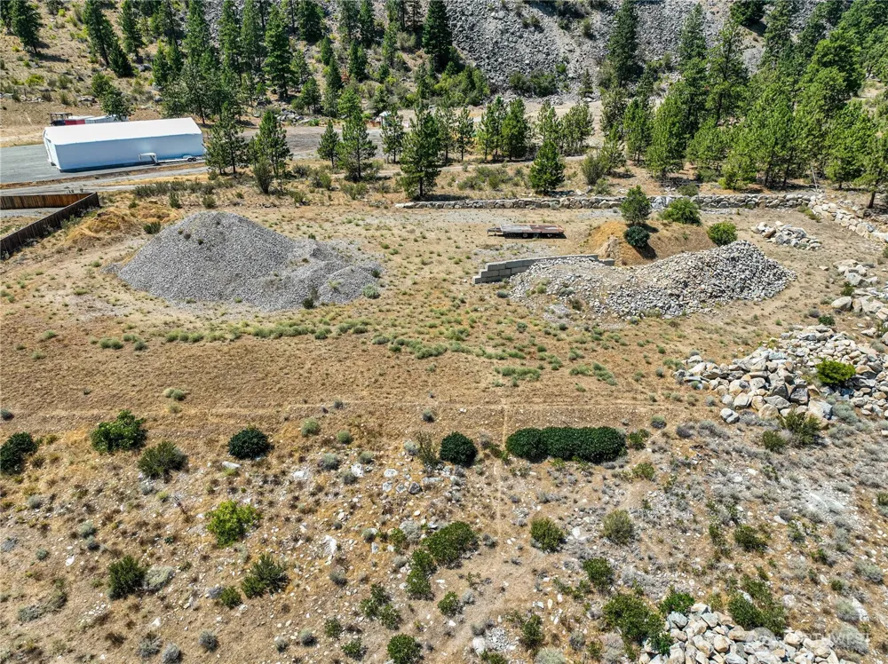 15254 US Highway 97A Entiat, WA 98822